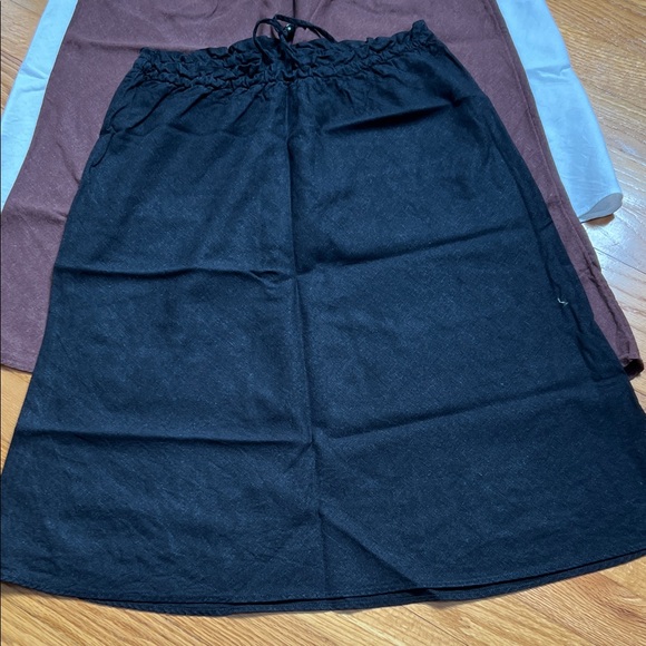 H&M Women’s Elastic Waist Midi Skirt - Black, Brown, White - Picture 4 of 6